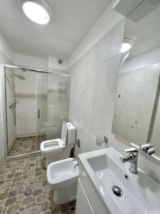 Studio Flat In The City Center Tirana Exterior foto